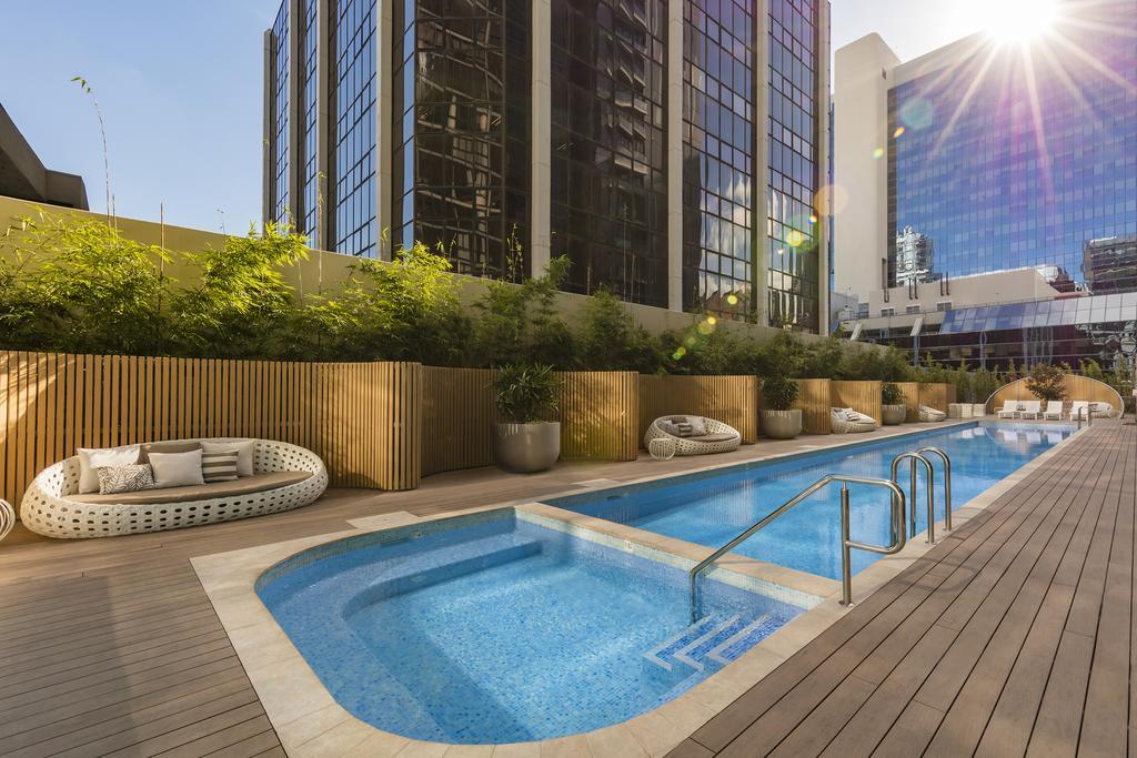 Skye Hotel Suites Parramatta Exterior photo The pool at the hotel
