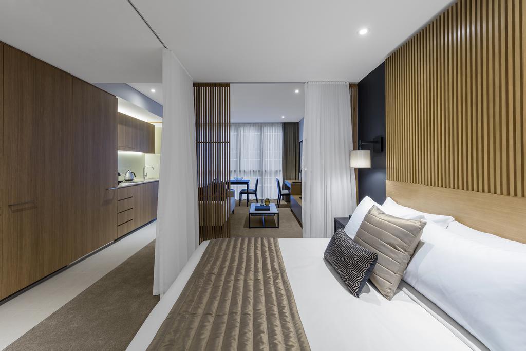 Skye Hotel Suites Parramatta Exterior photo A suite at the hotel